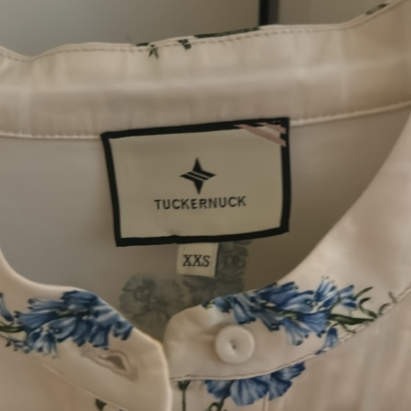 Tuckernuck dress, worn once, PERFECT FOR EASTER - Picture 2 of 4